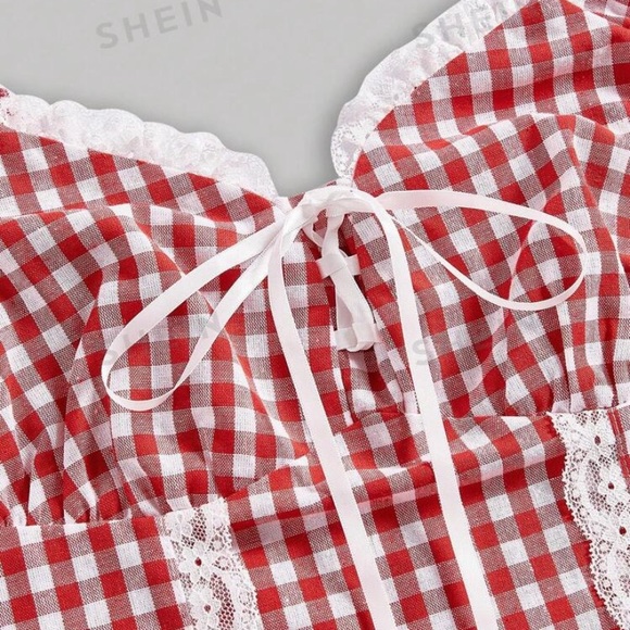Red Gingham Print Cropped Top - Picture 3 of 6